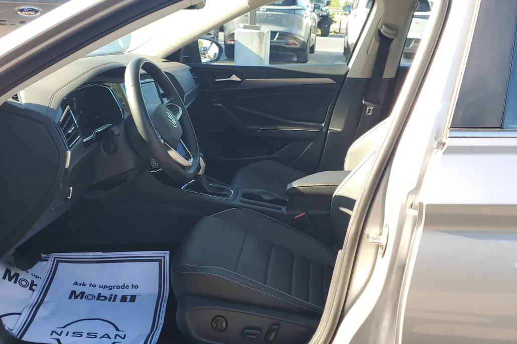 2024 Volkswagen Jetta 1.5T SE photo 1