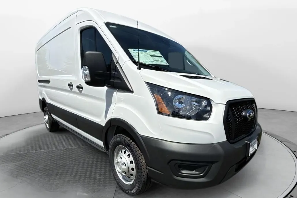 2025 Ford Transit photo 1