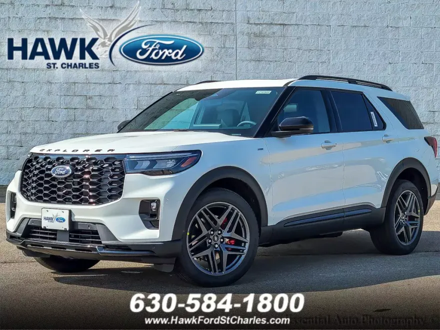 2025 Ford Explorer ST-Line photo 1