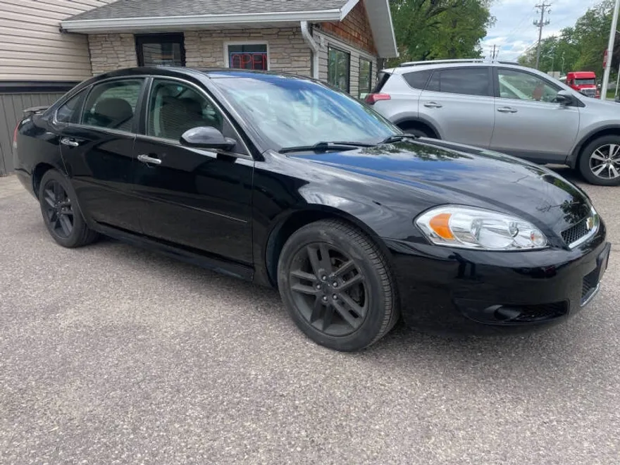 2014 Chevrolet Impala Limited LTZ Fleet photo 1
