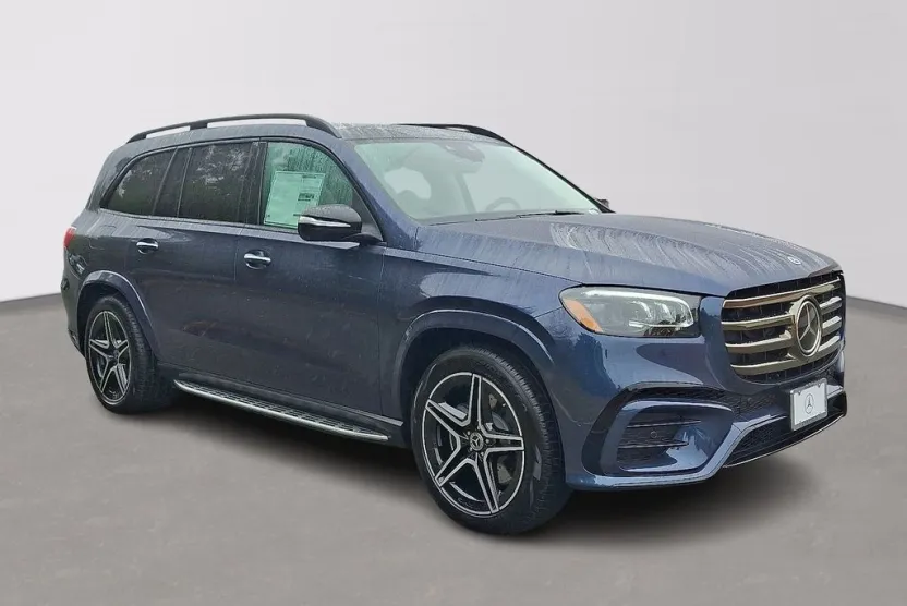 2026 Mercedes Benz GLS 450 4MATIC photo 1