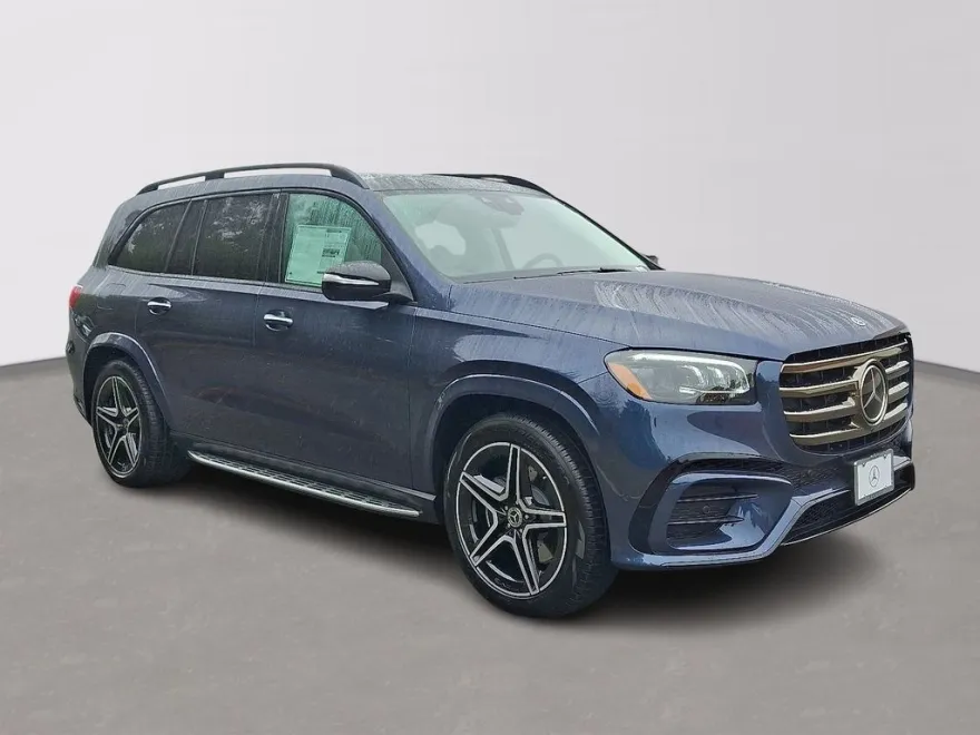 2026 Mercedes Benz GLS 450 4MATIC photo 1
