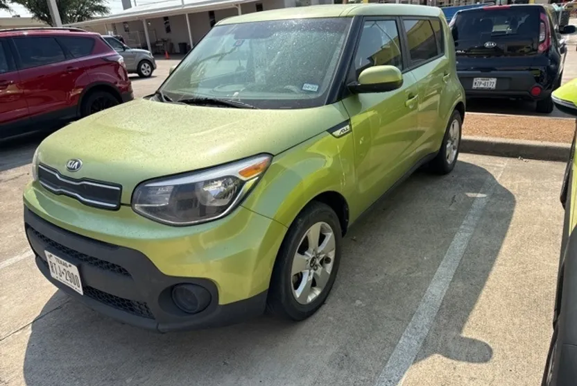 2017 Kia Soul Base photo 1