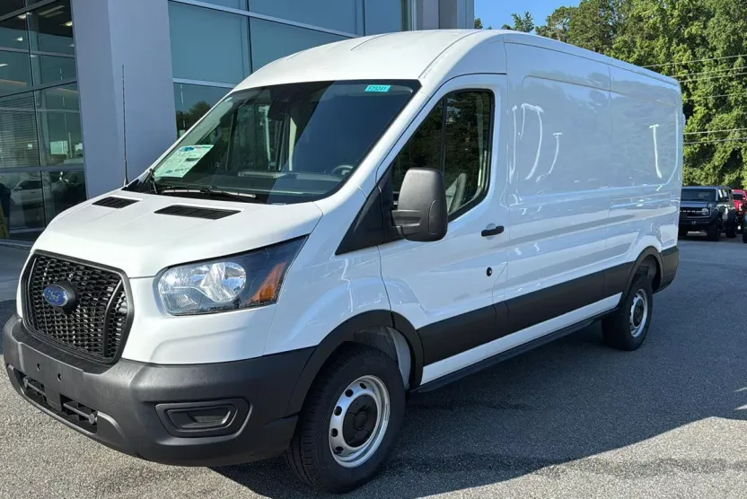 2025 Ford Transit photo 1