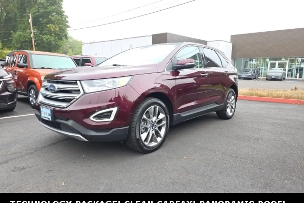 2018 Ford Edge Titanium photo 1