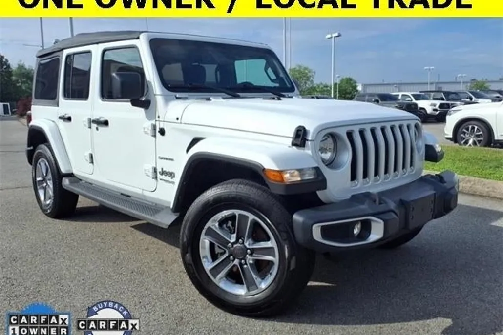 2022 Jeep Wrangler Unlimited Sahara photo 1