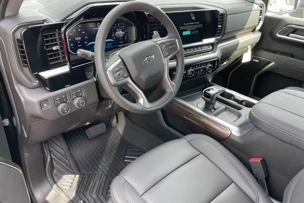 2026 Chevrolet Silverado 1500 RST photo 1