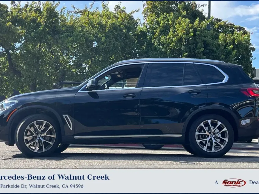 2021 Bmw X5 xDrive45e photo 1