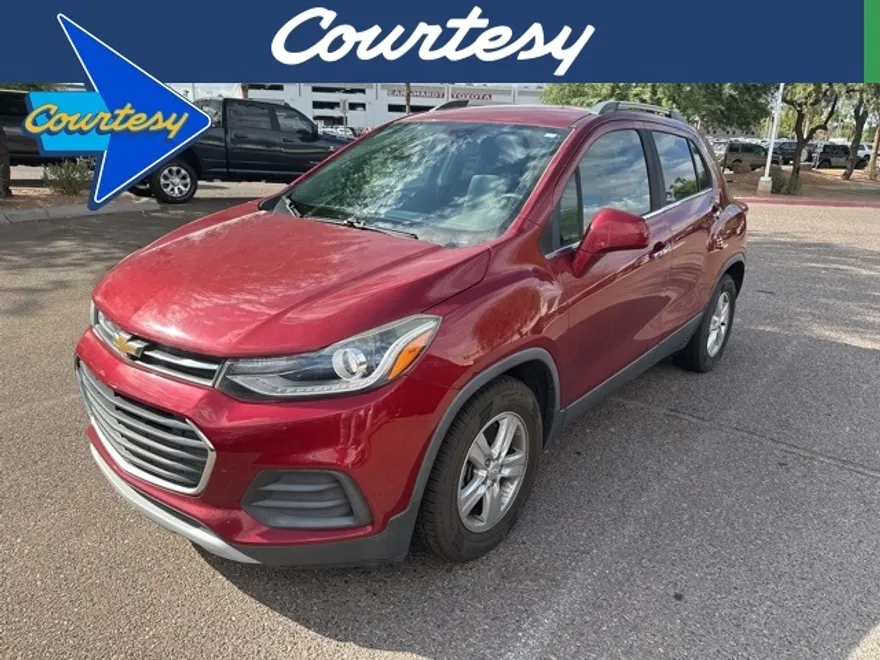 2018 Chevrolet Trax LT photo 1
