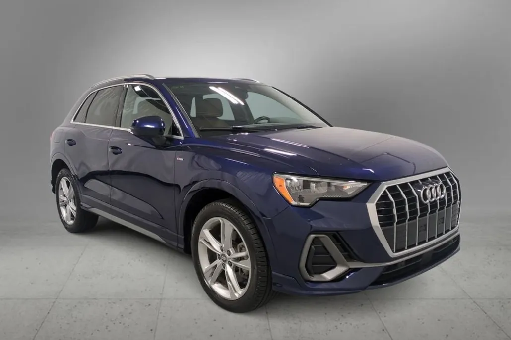 2021 Audi Q3 Premium 45 TFSI S line photo 1
