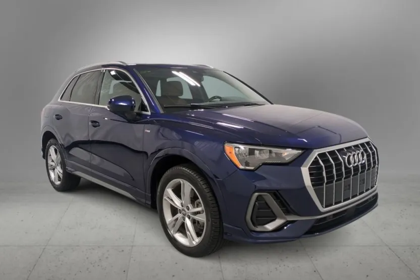 2021 Audi Q3 Premium 45 TFSI S line photo 1