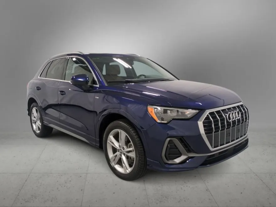 2021 Audi Q3 Premium 45 TFSI S line photo 1