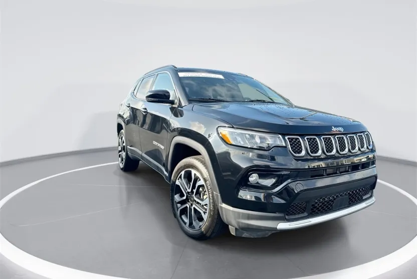 2024 Jeep Compass Limited photo 1