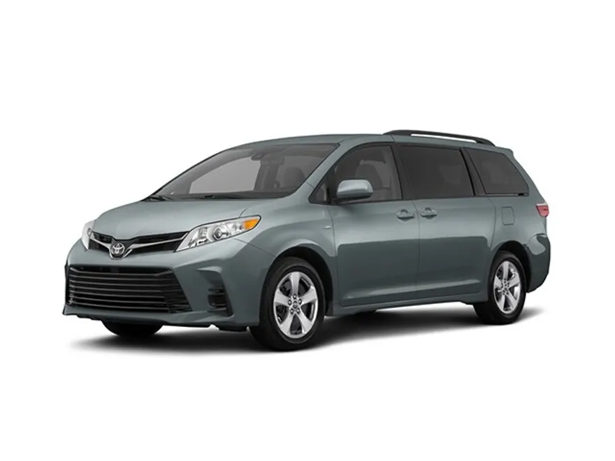 2018 Toyota Sienna LE photo 1