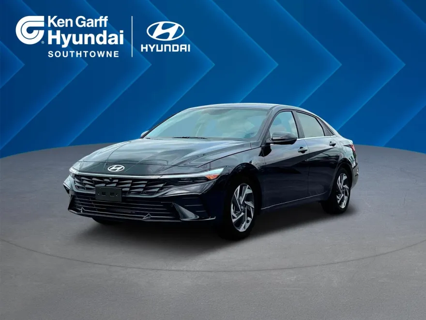 2025 Hyundai Elantra Limited photo 1