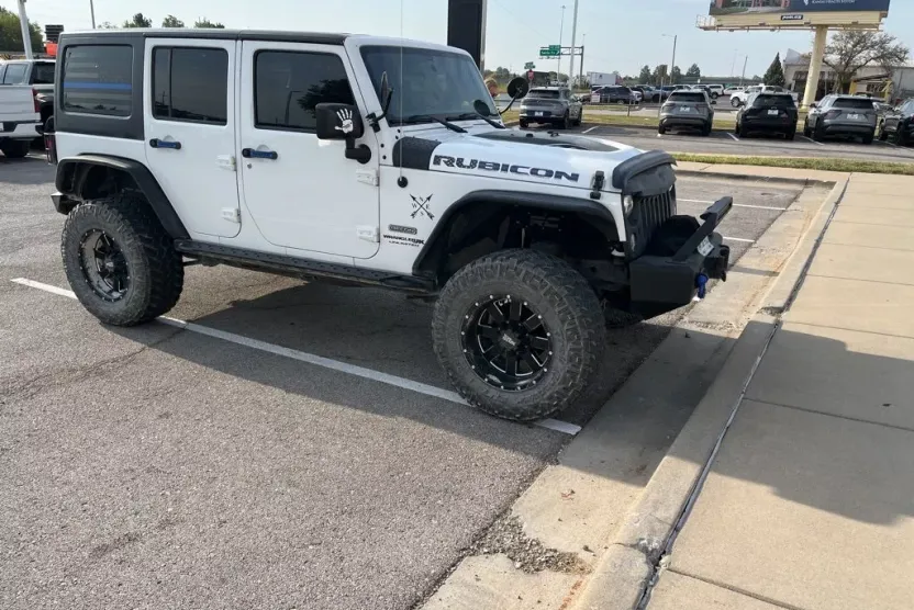 2018 Jeep Wrangler Unlimited Rubicon Recon photo 1