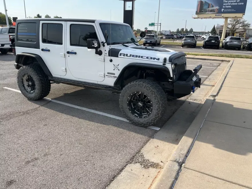 2018 Jeep Wrangler Unlimited Rubicon Recon photo 1
