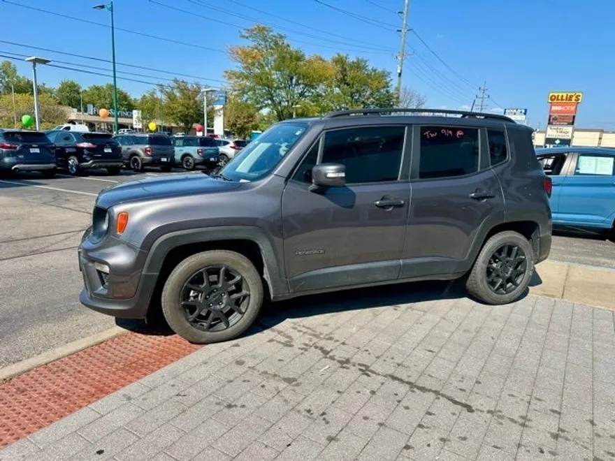 2019 Jeep Renegade Latitude photo 1