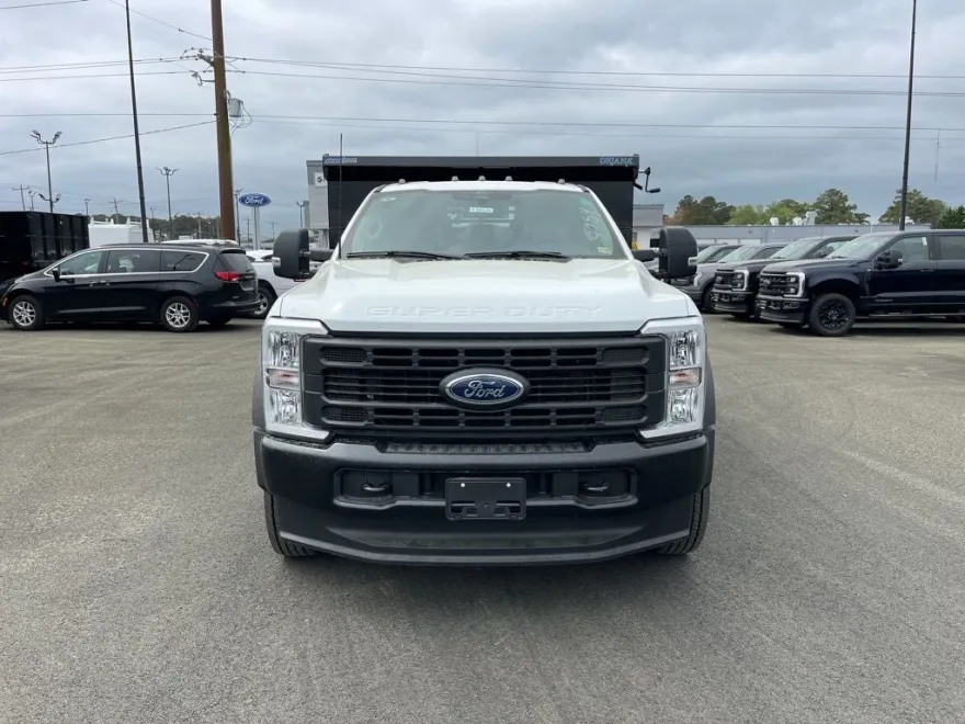 2024 Ford F-550 XL photo 1