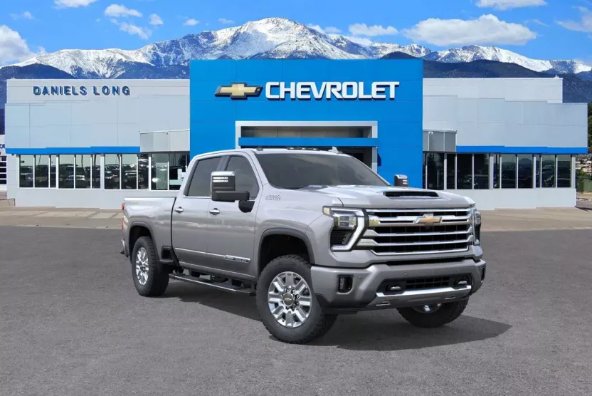 2025 Chevrolet Silverado 3500HD High Country photo 1