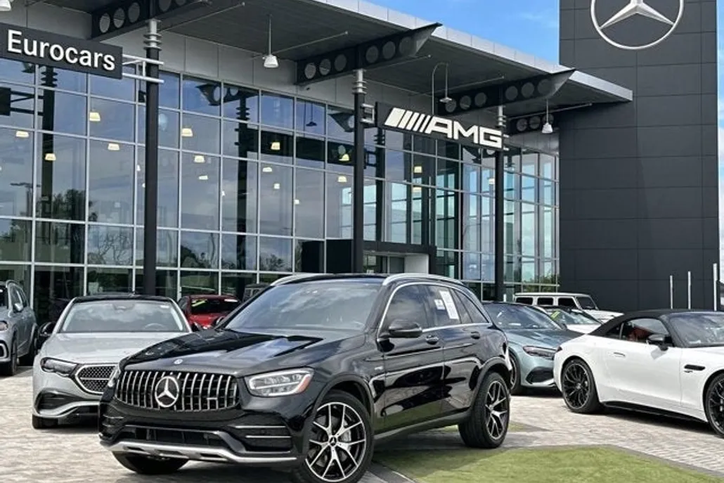 2022 Mercedes Benz GLC 43 AMG photo 1