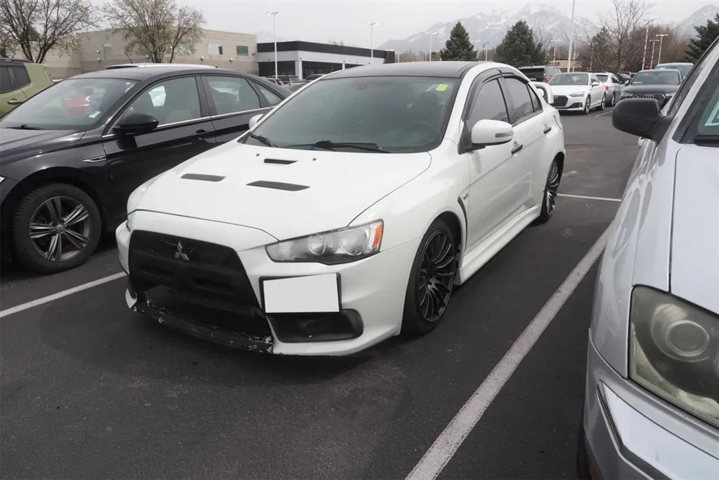 2015 Mitsubishi Lancer Evolution photo 1