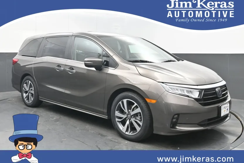 2023 Honda Odyssey Touring photo 1