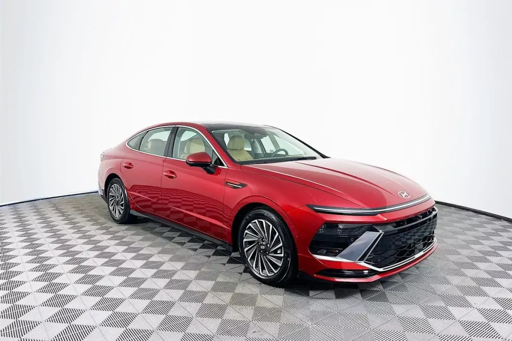 2025 Hyundai Sonata Hybrid Limited photo 1