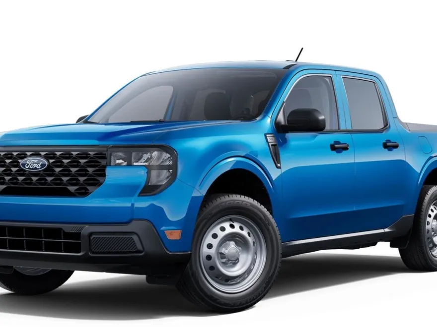 2025 Ford Maverick XL photo 1