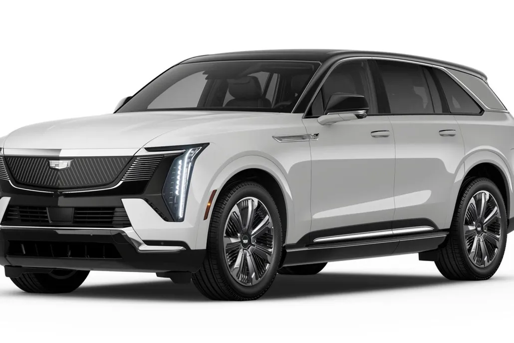 2025 Cadillac Escalade IQ Luxury photo 1