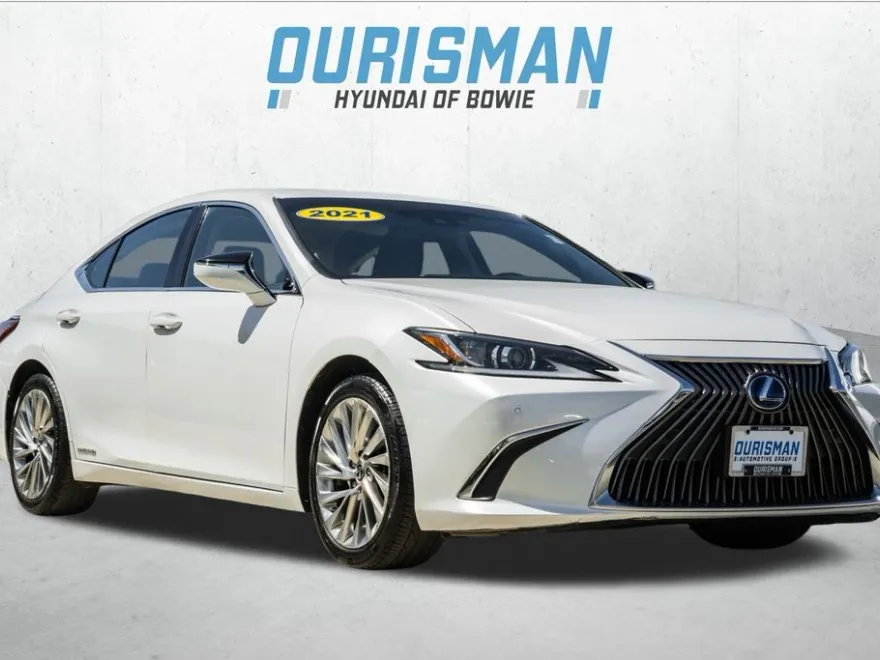 2021 Lexus ES 300h Luxury photo 1