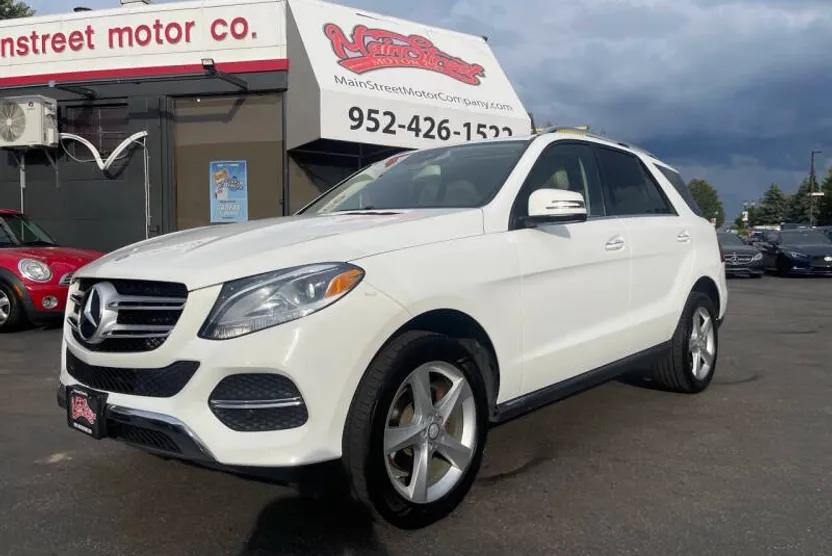 2016 Mercedes Benz GLE 350 4MATIC photo 1