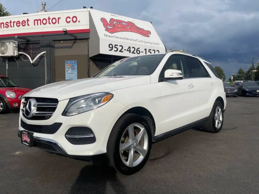 2016 Mercedes Benz GLE 350 4MATIC photo 1
