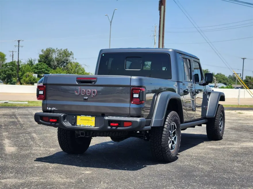 2025 Jeep Gladiator Rubicon photo 1