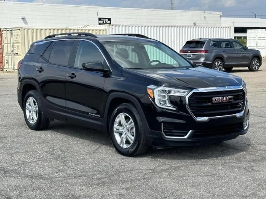 2022 Gmc Terrain SLE photo 1