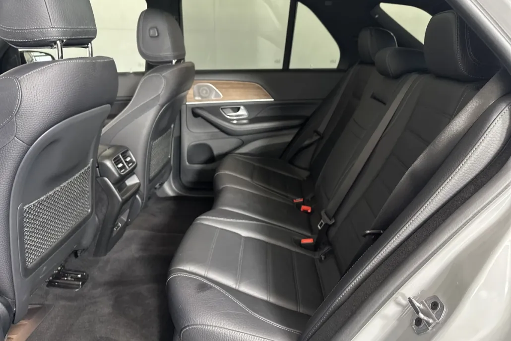 2024 Mercedes Benz GLE 450 photo 1