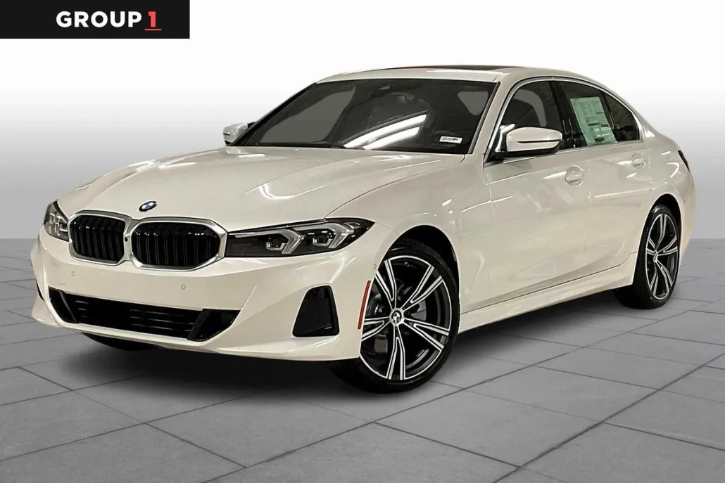 2024 Bmw 330i Sedan photo 1