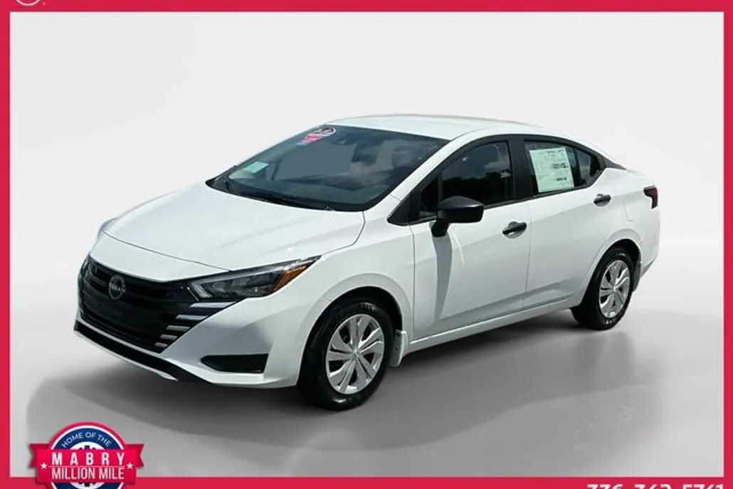 2025 Nissan Versa 1.6 S photo 1