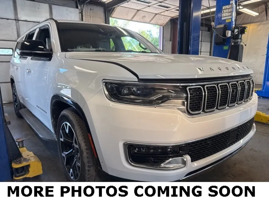 2025 Jeep Wagoneer L Series III photo 1