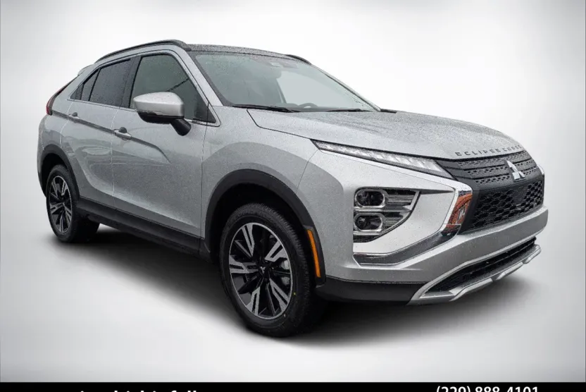 2025 Mitsubishi Eclipse Cross SE photo 1