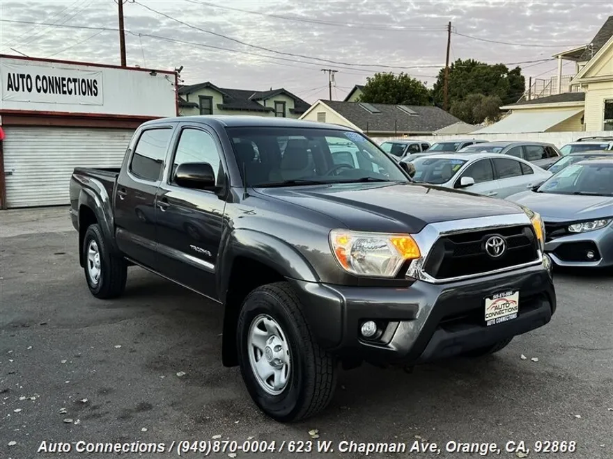 2013 Toyota Tacoma PreRunner V6 photo 1
