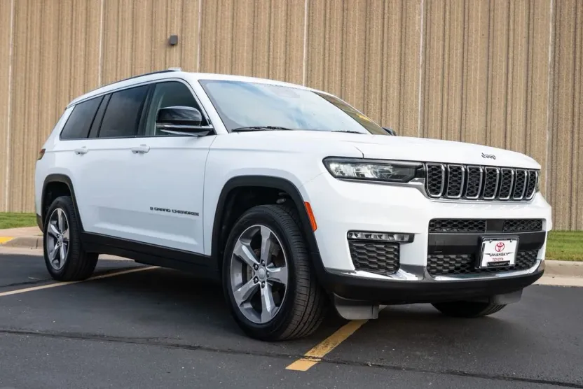 2021 Jeep Grand Cherokee Limited photo 1