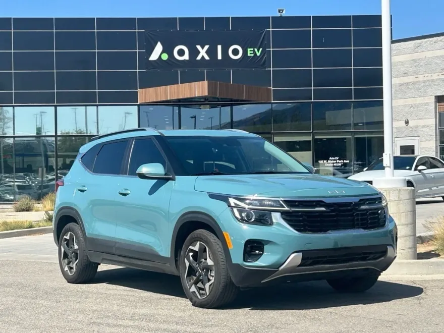 2025 Kia Seltos EX photo 1