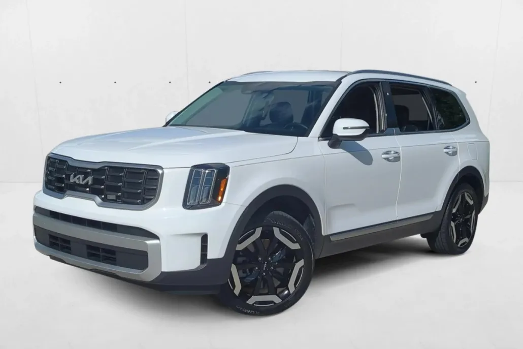 2024 Kia Telluride S photo 1