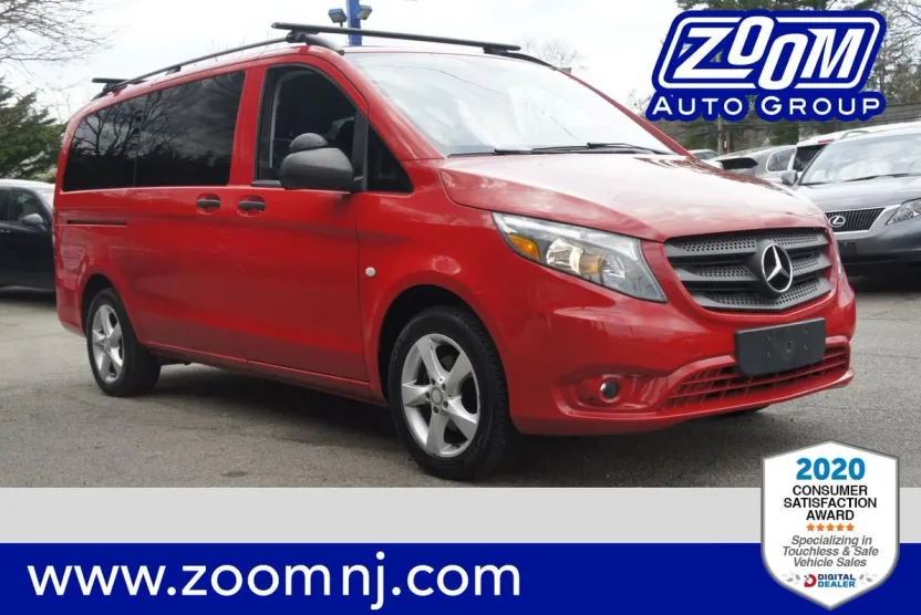 2016 Mercedes Benz Metris Passenger photo 1