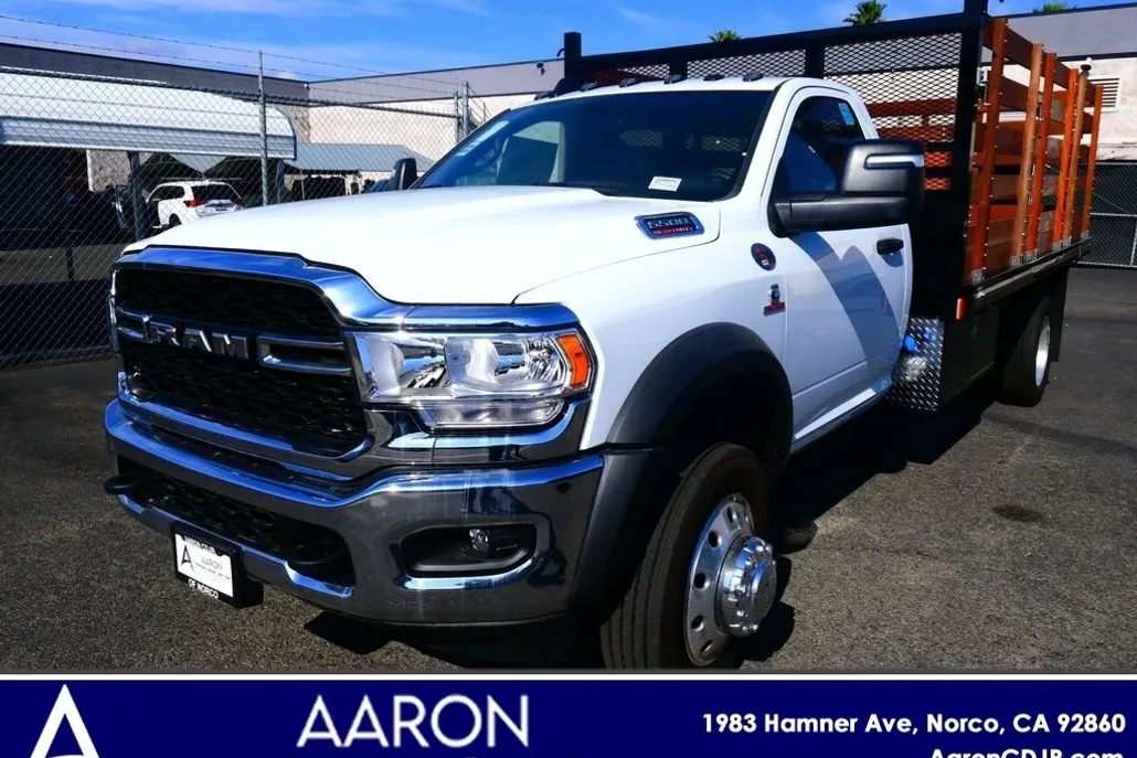 2024 Ram 5500 Tradesman photo 1