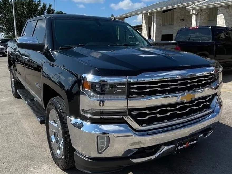 2018 Chevrolet Silverado 1500 LTZ photo 1