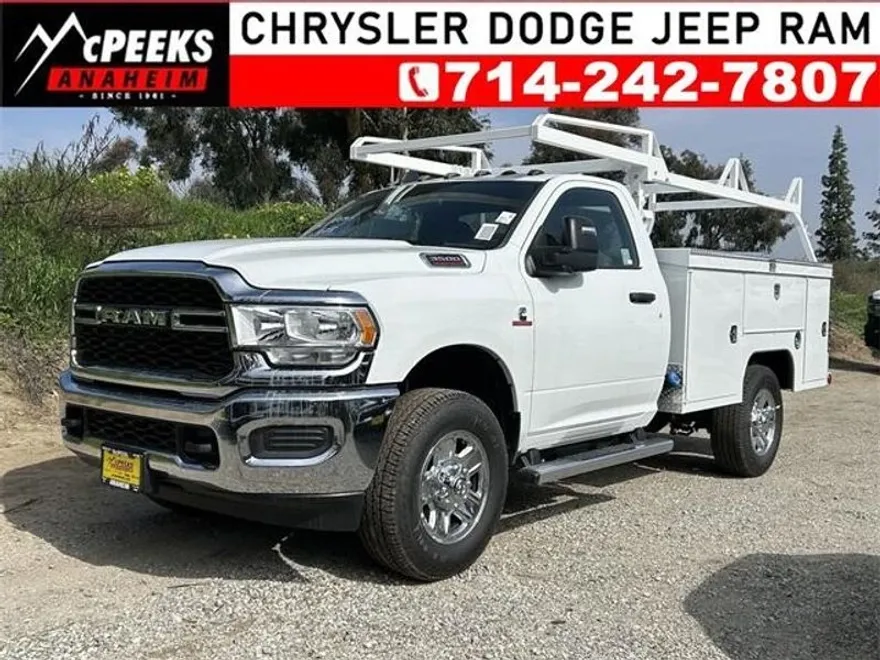 2024 Ram 3500 Tradesman photo 1