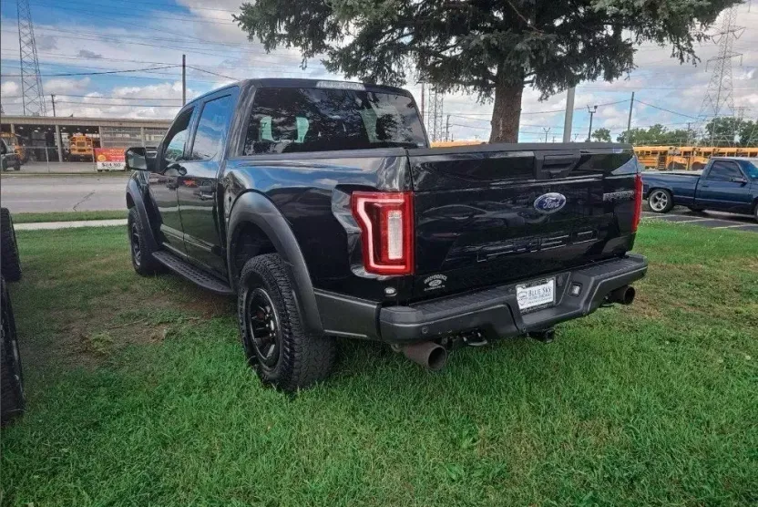 2018 Ford F-150 Raptor photo 1