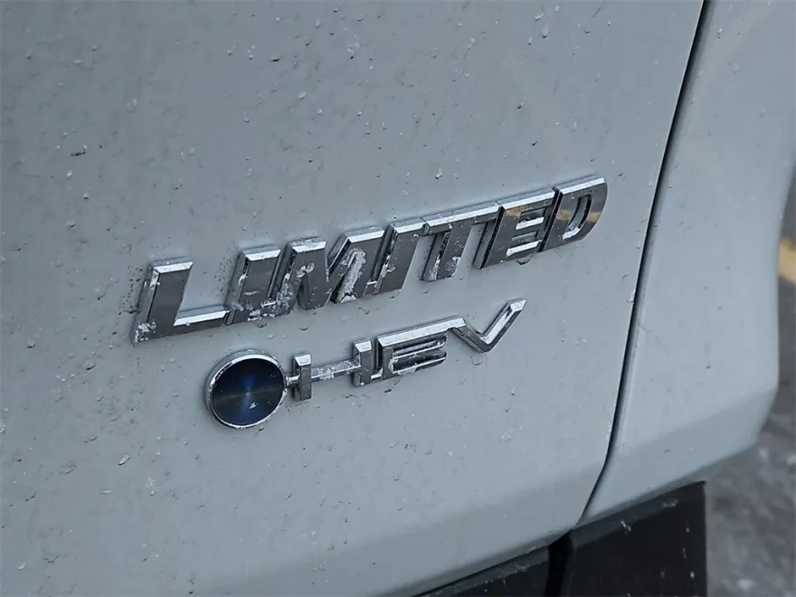 2025 Toyota RAV4 Hybrid Limited photo 1